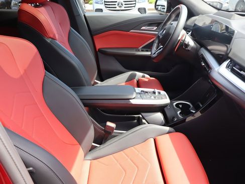 Used 2025 BMW X2 M35i image 13