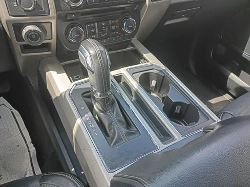 Used 2017 Ford F150 Lariat RWD image 14