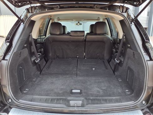 Used 2020 Nissan Pathfinder S image 25