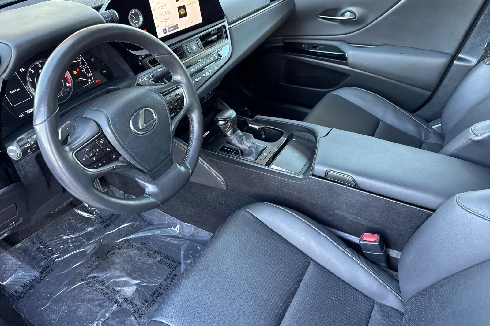 Used 2024 Lexus ES 350 w/ Premium Package FWD image 10