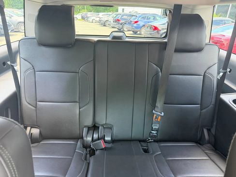 Used 2018 GMC Yukon XL Denali AWD/4WD image 14
