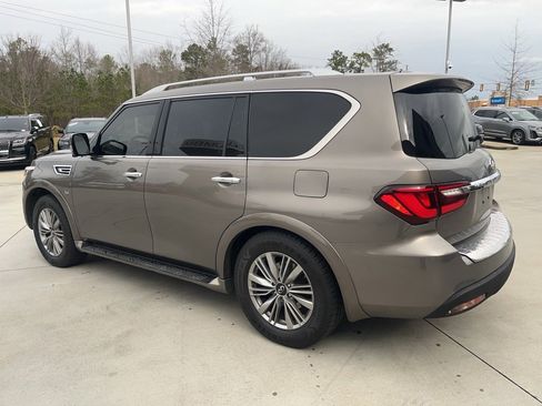 Used 2019 INFINITI QX80 Luxe image 3