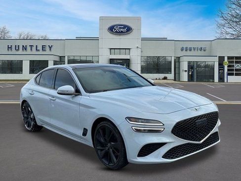 Used 2023 Genesis G70 2.0T w/ Sport Prestige Package image 4