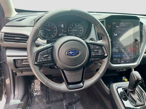 Used 2024 Subaru Crosstrek 2.5i Limited w/ Popular Package #3A AWD/4WD image 11