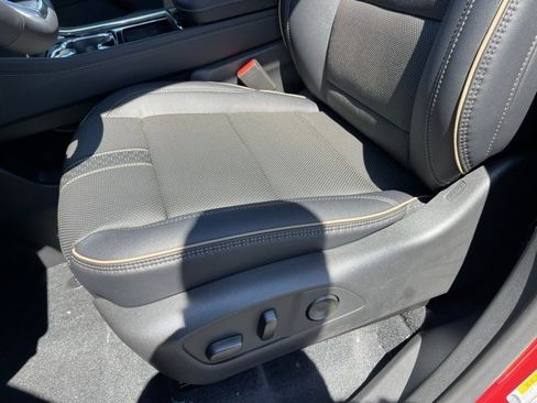 New 2026 Chevrolet Traverse High Country w/ LPO, Floor Liner Package image 18