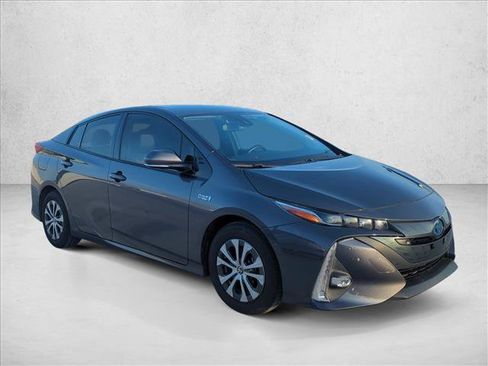 Certified 2020 Toyota Prius Prime Limited FWD image 3