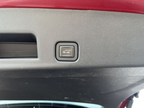 Used 2024 Chevrolet Traverse Z71 w/ Enhanced Driving Package image 21