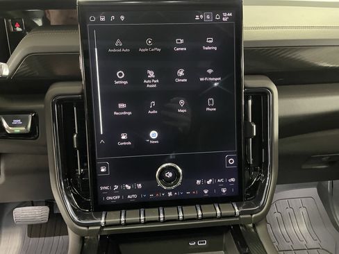 New 2026 GMC Yukon AT4 w/ AT4 Premium Package image 20