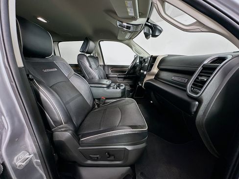 Used 2024 RAM 2500 Laramie image 32