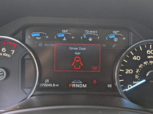 Used 2018 Ford F150 Platinum w/ Equipment Group 701A Luxury AWD/4WD image 21