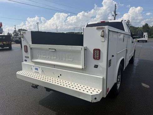 Used 2018 Ford F250 XL w/ Power Equipment Group RWD image 7