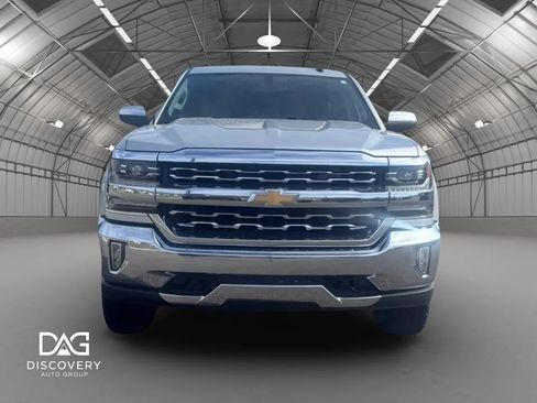Used 2018 Chevrolet Silverado 1500 LTZ AWD/4WD image 5
