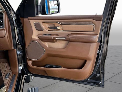 Used 2019 RAM 1500 Laramie Longhorn AWD/4WD image 22