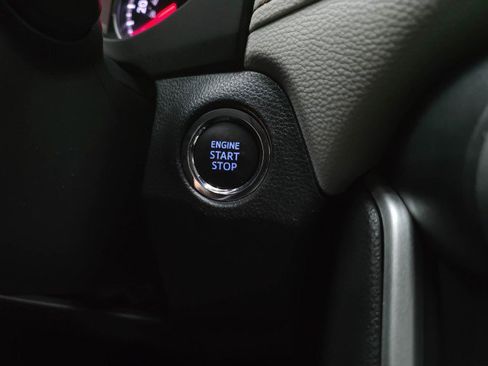 Used 2022 Toyota RAV4 XLE w/ Convenience Package AWD/4WD image 24