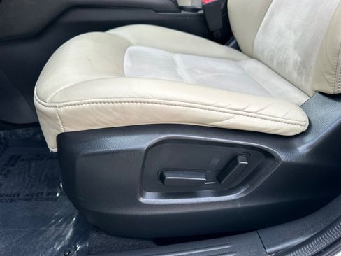 Used 2018 MAZDA CX-5 Touring w/ Preferred Equipment Package image 13