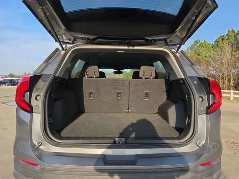 Used 2018 GMC Terrain SLE FWD image 45