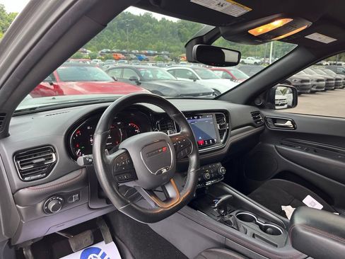 Used 2023 Dodge Durango R/T w/ Tow 'N Go Package AWD/4WD image 6