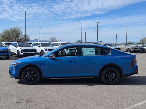 New 2026 Kia K4 GT-Line Turbo image 2