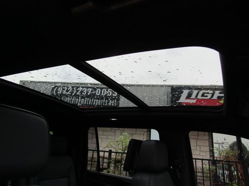 Used 2021 GMC Yukon XL Denali w/ Denali Premium Package AWD/4WD image 8