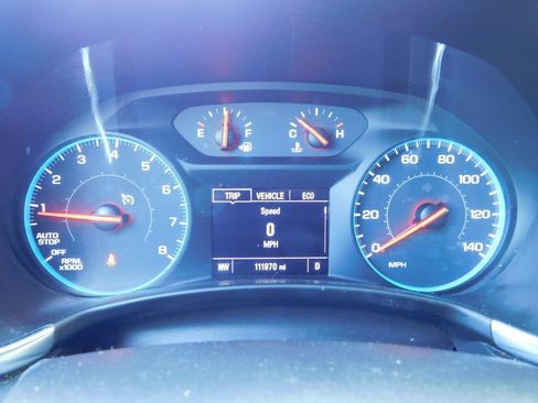 Certified 2018 Chevrolet Equinox LT AWD/4WD image 11