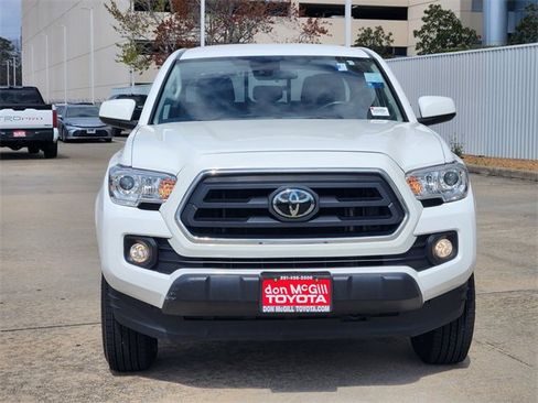 Certified 2023 Toyota Tacoma SR5 image 2