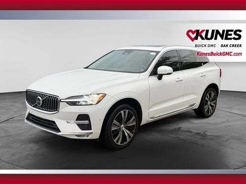 Used 2022 Volvo XC60 B5 Inscription w/ Advanced Package AWD/4WD image 4