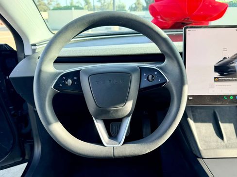 Used 2024 Tesla Model 3 Standard Range RWD image 40