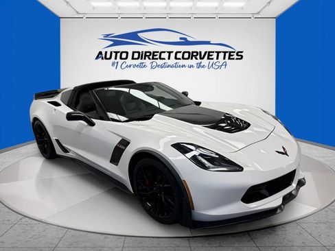 Used 2017 Chevrolet Corvette Z06 w/ Z07 Performance Package RWD image 4
