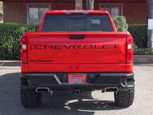 Used 2020 Chevrolet Silverado 1500 LT Trail Boss AWD/4WD image 7