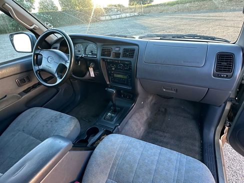 Used 2000 Toyota 4Runner 2WD image 6