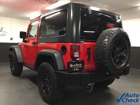 Used 2016 Jeep Wrangler Sport AWD/4WD image 8