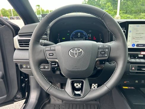 Used 2026 Toyota Camry SE w/ Multimedia Upgrade Package FWD image 14