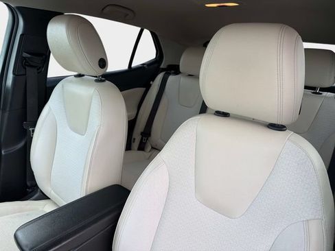 Used 2020 Buick Encore GX Select w/ Advanced Technology Package FWD image 20