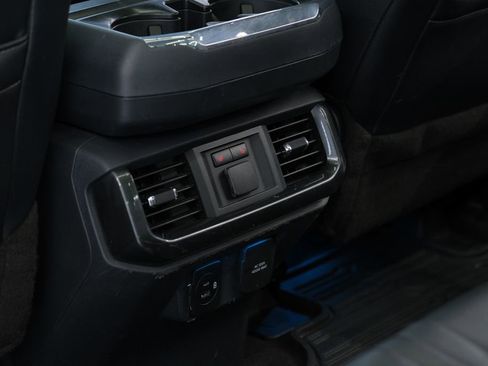 Used 2021 Ford F150 Lariat w/ Equipment Group 502A High AWD/4WD image 43
