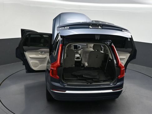 Certified 2023 Volvo XC90 B6 Plus w/ Protection Package Premier AWD/4WD image 37