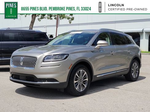Certified 2023 Lincoln Nautilus FWD image 1