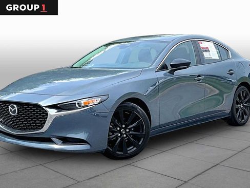 Used 2023 MAZDA MAZDA3 s FWD image 1