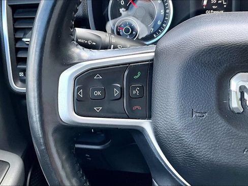 Used 2020 RAM 1500 Big Horn AWD/4WD image 11