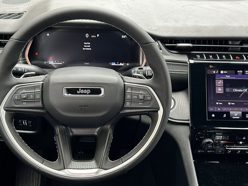 New 2026 Jeep Grand Cherokee L 4WD image 14
