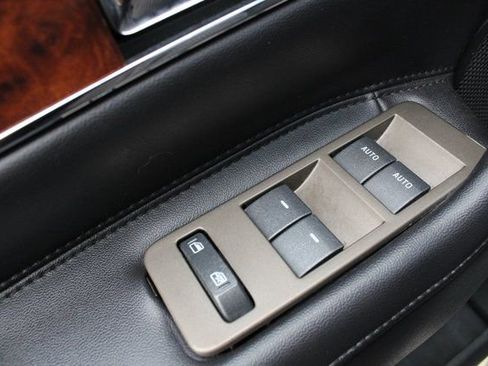 Used 2012 Lincoln MKX AWD image 9