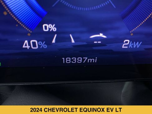 Certified 2024 Chevrolet Equinox EV LT FWD image 4