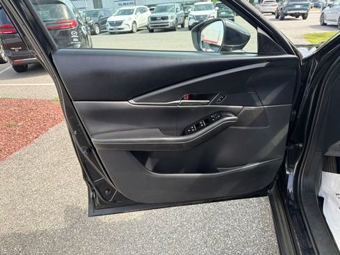 Used 2025 MAZDA CX-30 AWD 2.5 S w/ Preferred Package image 11