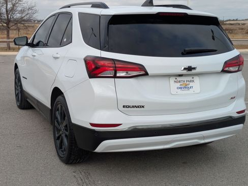 Used 2023 Chevrolet Equinox RS w/ LPO, Cargo Package image 5