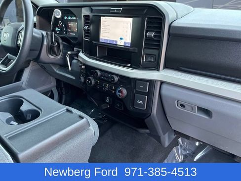 Used 2025 Ford F350 XLT w/ FX4 Off-Road Package AWD/4WD image 24
