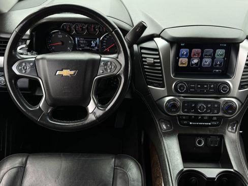 Used 2020 Chevrolet Suburban LT image 13