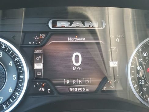 Used 2020 RAM 1500 Big Horn AWD/4WD image 21