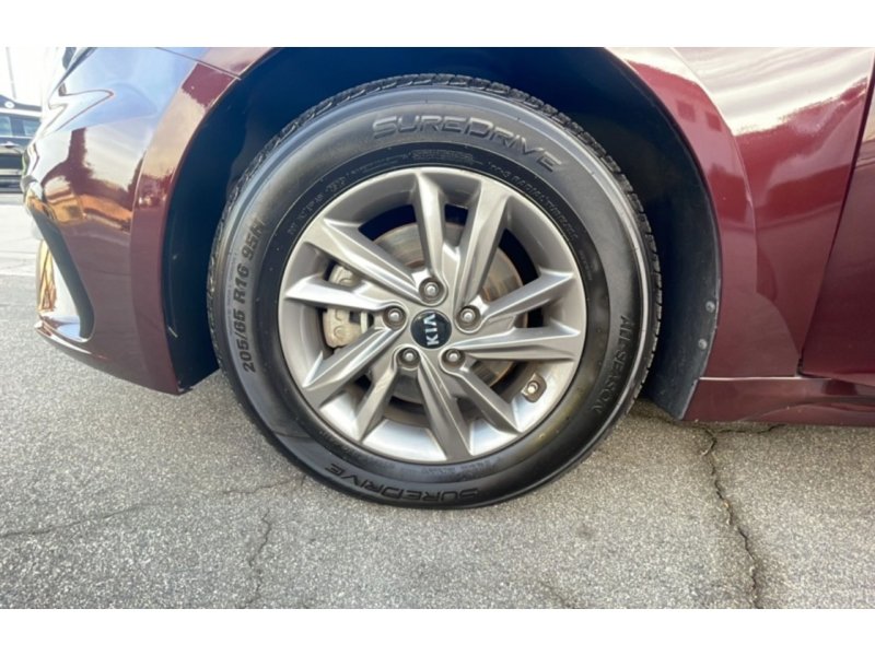 Used 2020 Kia Optima LX FWD image 21