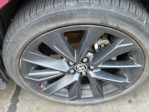 Used 2024 Toyota Corolla SE FWD image 3