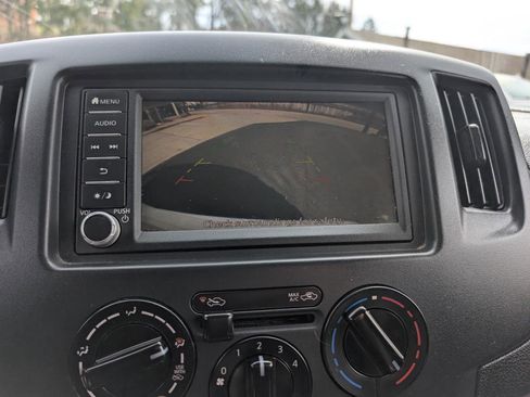 Used 2021 Nissan NV200 SV w/ Sliding Door Glass Package image 18