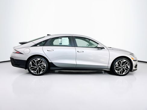 Used 2024 Hyundai Ioniq 6 SEL AWD/4WD image 10